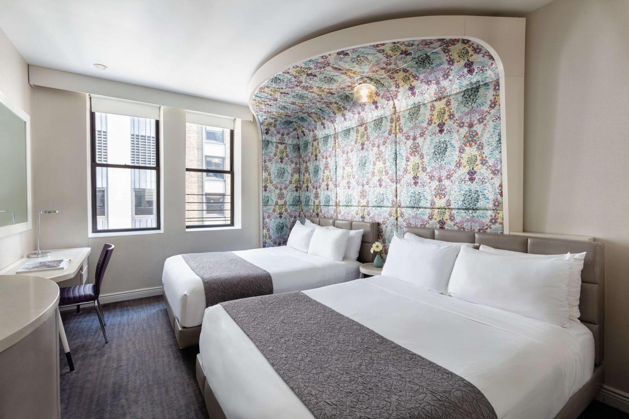 Dream Midtown, By Hyatt Hotel New York City Exterior photo