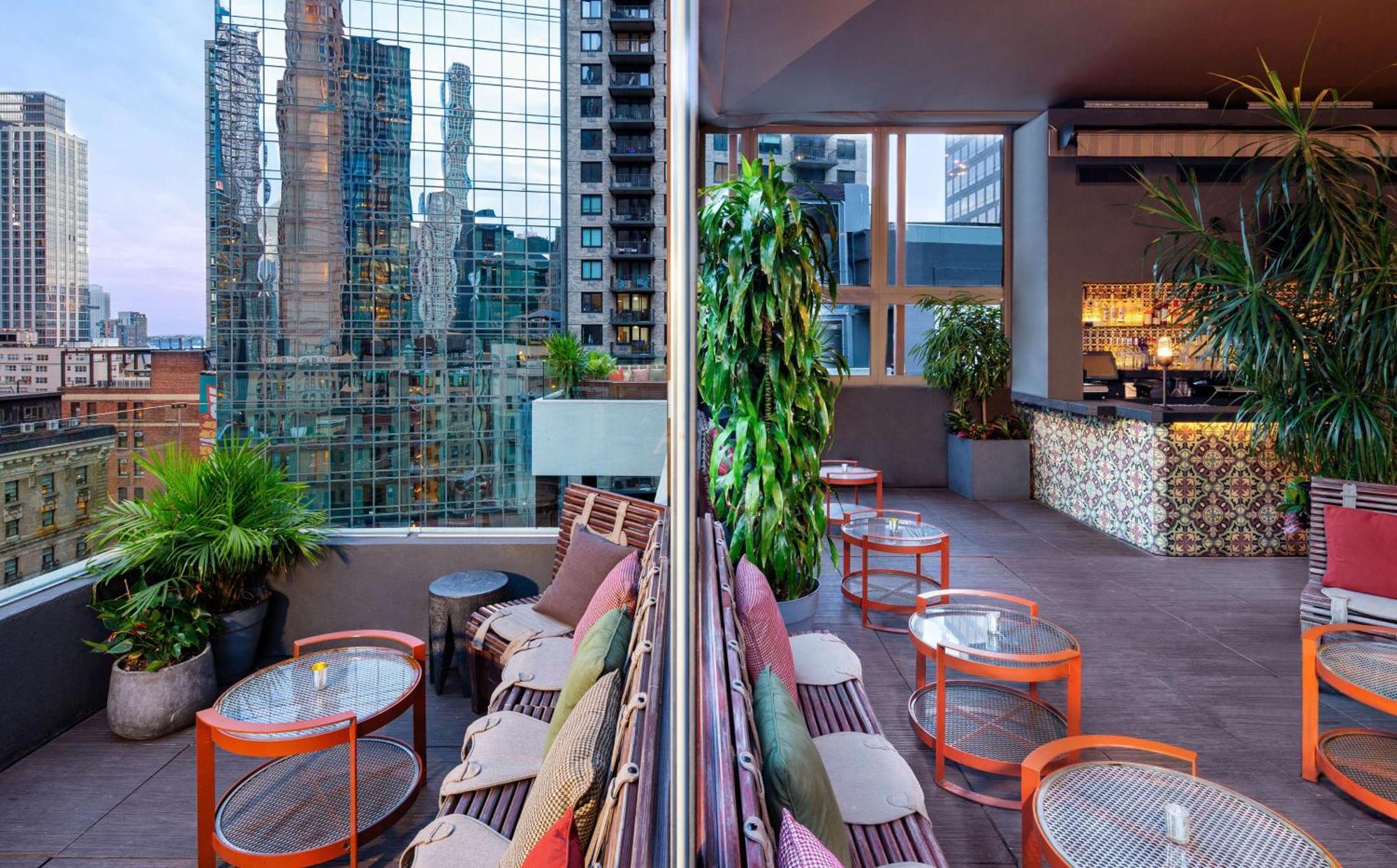 Dream Midtown, By Hyatt Hotel New York City Exterior photo